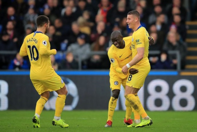 Chelsea Enhance Top Four Hopes With Narrow Victory Over Crystal Palace