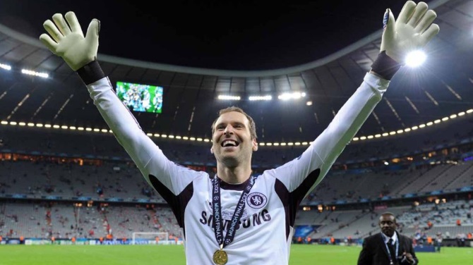 Chelsea Keen To Add Retiring Cech To Technical Staff