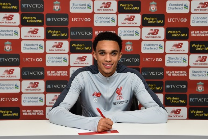 Arnold Extends Liverpool Stay