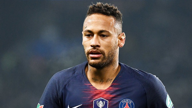 Neymar Returns To France For PSG