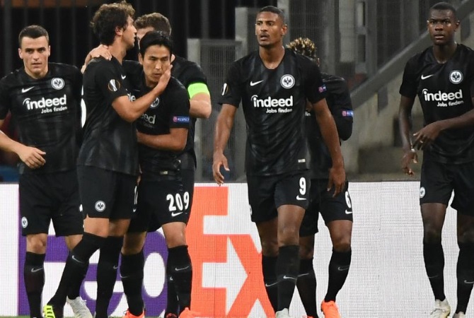 Marseille Lose To Frankfurt, Rangers Earn Vital Point At Villarreal