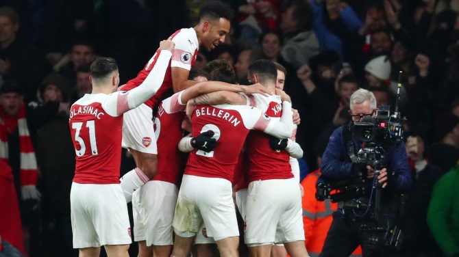 Arsenal Revive Champions League Hopes With Win Over Chelsea