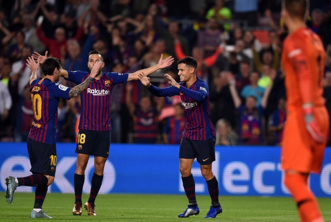 Barcelona Beat Sevilla In Six-Goal Thriller