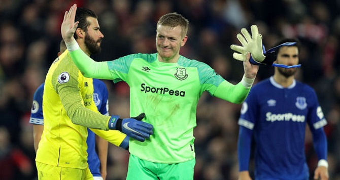 Pickford Apologises For Merseyside Derby Blunder