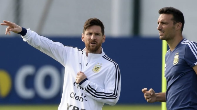 Messi Dismissal Bemuses Argentina Boss Scaloni