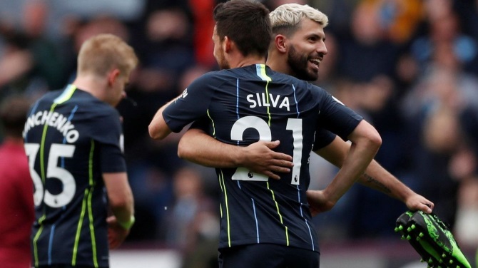 Man City Pip Burnley To Close In On Title