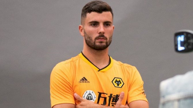 Cutrone Joins Wolves From AC Milan