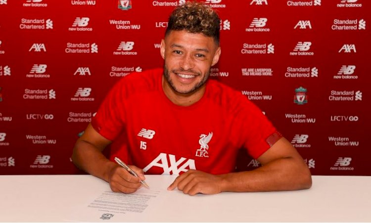 Chamberlain Signs New Liverpool Deal