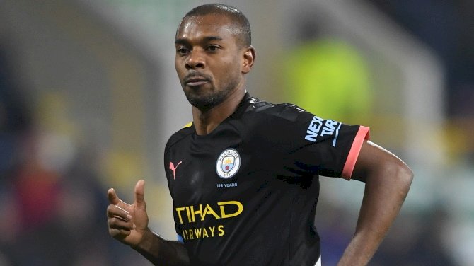 Fernandinho Refuses To Blame City Struggles On Positional Change