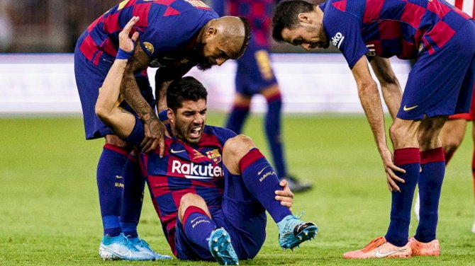 BREAKING NEWS: Luis Suarez Out For Four Months After Knee Surgery
