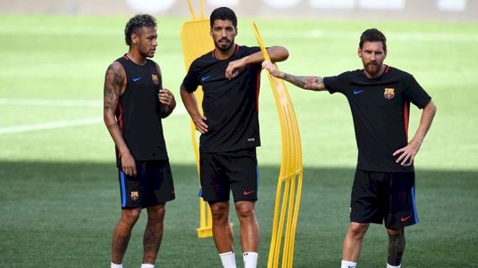 Suarez Welcomes Neymar, Martinez Additions To Barca Squad