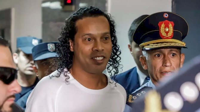 Ronaldinho Maintains Innocence In Fake Passport Issue