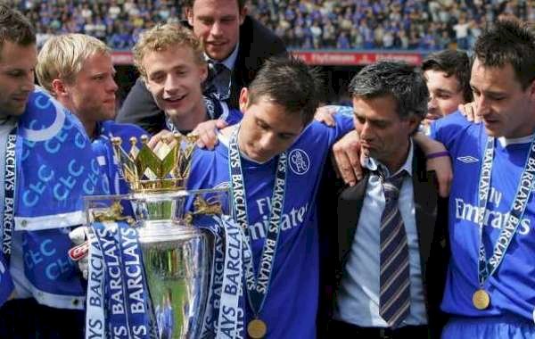 ‘Full-Grown Men Crying Their Eyes Out’- Terry Recalls Chelsea Players Reaction To Mourinho Sacking