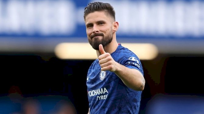 Giroud Stays Blue After Agreeing One-Year Chelsea Extension