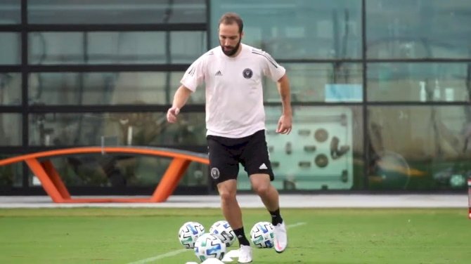 Inter Miami Complete Higuain Signing After Juventus Exit