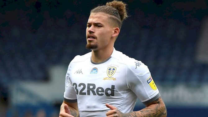 Leeds United’s Kalvin Phillips Out For Six Weeks With Shoulder Injury