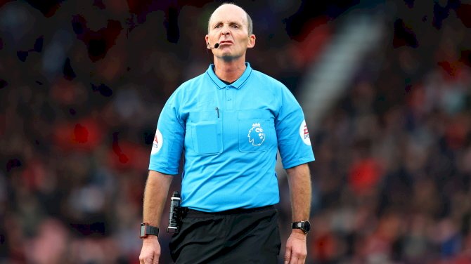 Referee Mike Dean Asks To Be Excused From Premier League Action After Receiving Death Threats