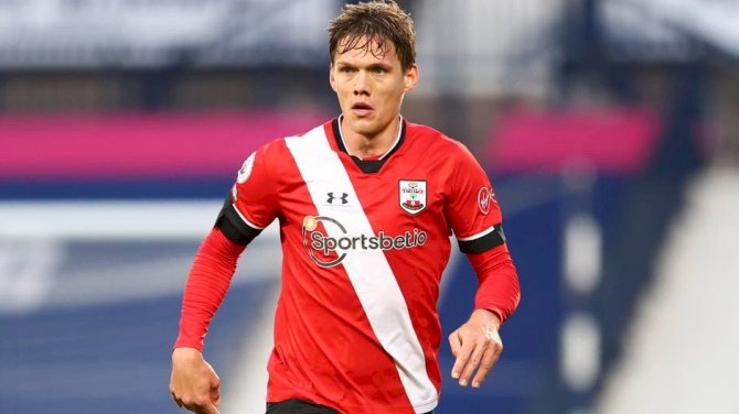 Vestergaard Joins Leicester From Southampton On Three-Year Deal