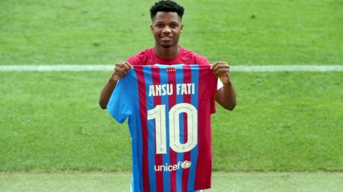 Ansu Fati Given Lionel Messi’s Number 10 Jersey At Barcelona
