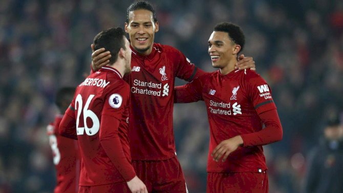 Carragher Hails Liverpool For Retaining Top Stars