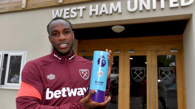 Michail Antonio Wins Premier League Player Of The Month For August