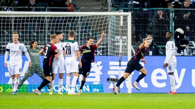 ‘I Don’t Have An Explanation’- Monchengladbach Boss Apologises For Freiburg Trouncing