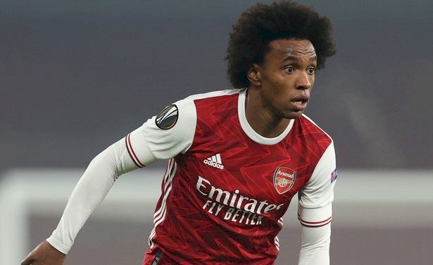 Willian Reveals He Wanted To Leave Arsenal After Three Months