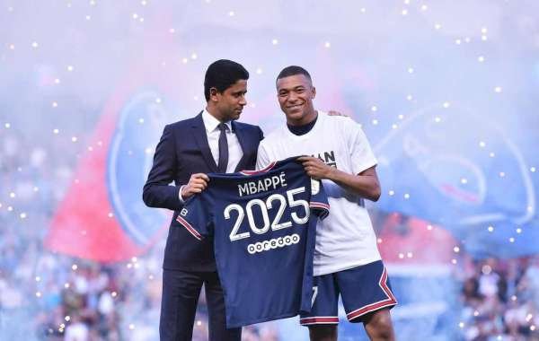 France President Macron Reveals Role In Mbappe's PSG Stay