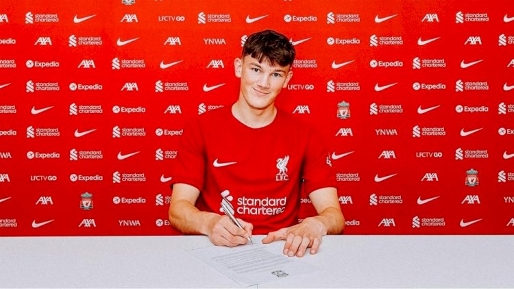 Liverpool Sign Scottish Right-back Calvin Ramsay From Aberdeen