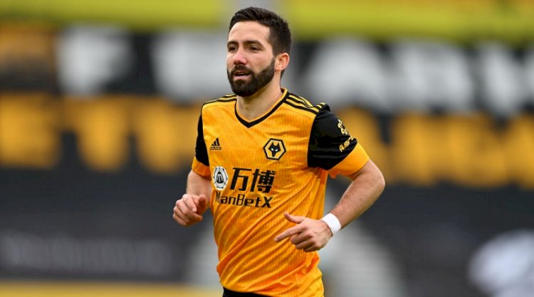 Moutinho Pens One-Year Wolves Contract Extension