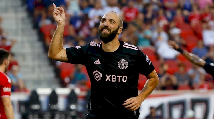 Higuain To Retire From Football At End Of MLS Season