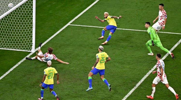 Pele Congratulates Neymar For Equalling Brazil Scoring Feat