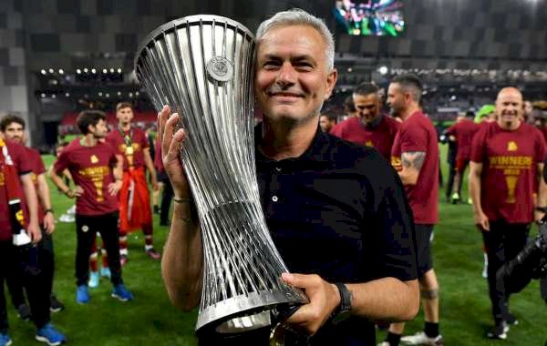 El Shaarawy Optimistic Mourinho Won't Leave Roma For Portugal Job