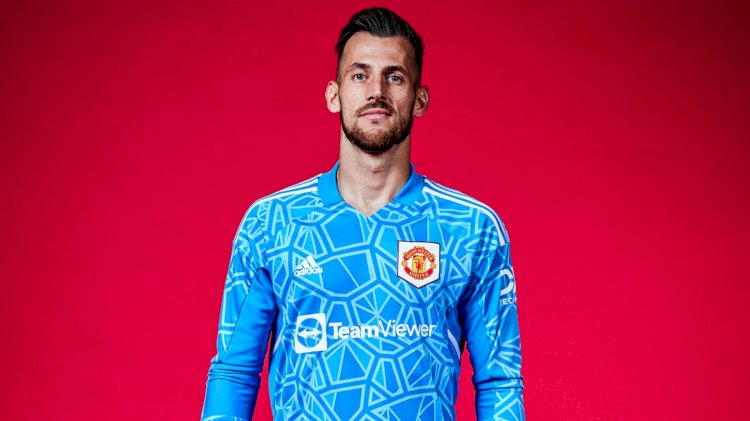 Newcastle Cut Short Dubravka Loan Deal With Top Four Rivals Man Utd