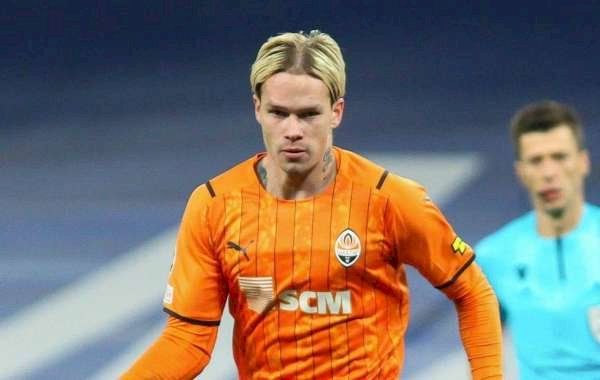 Chelsea Beat Arsenal To Mudryk Signing From Shakhtar Donetsk