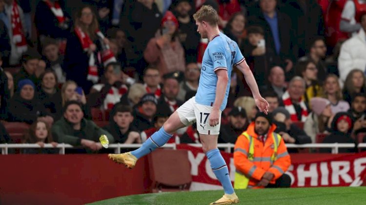 FA Launches Investigations Into De Bruyne Being Pelted With Bottles By Arsenal Fans