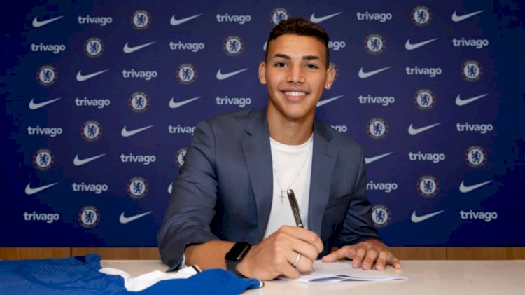 Chelsea Sign Teenage Striker Deivid Washington From Santos