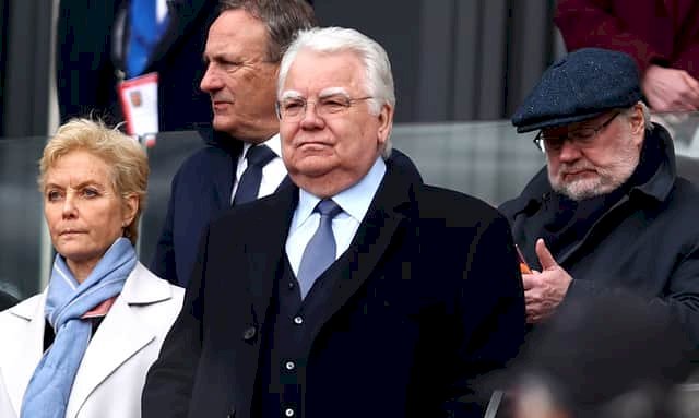 Everton Chairman Bill Kenwright Loses Battle With Cancer At 78